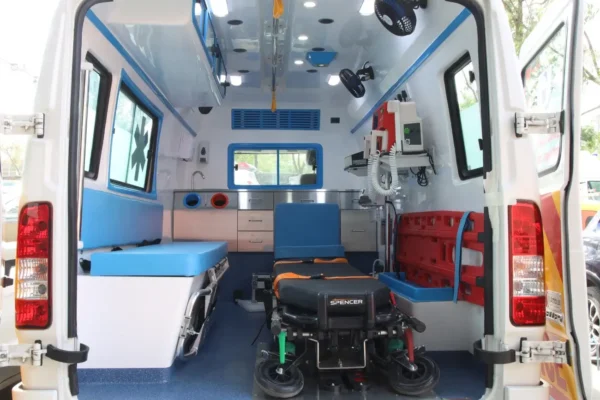 ALS - Advance Life Support Ambulance3